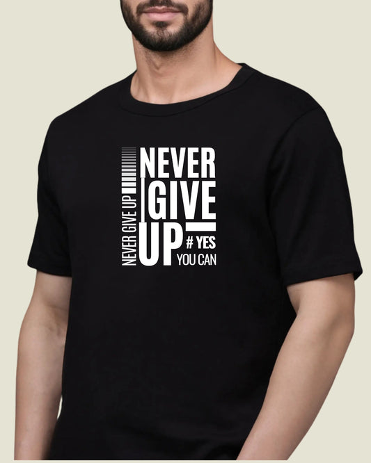Never Give Up / Regular Fit T-shirt